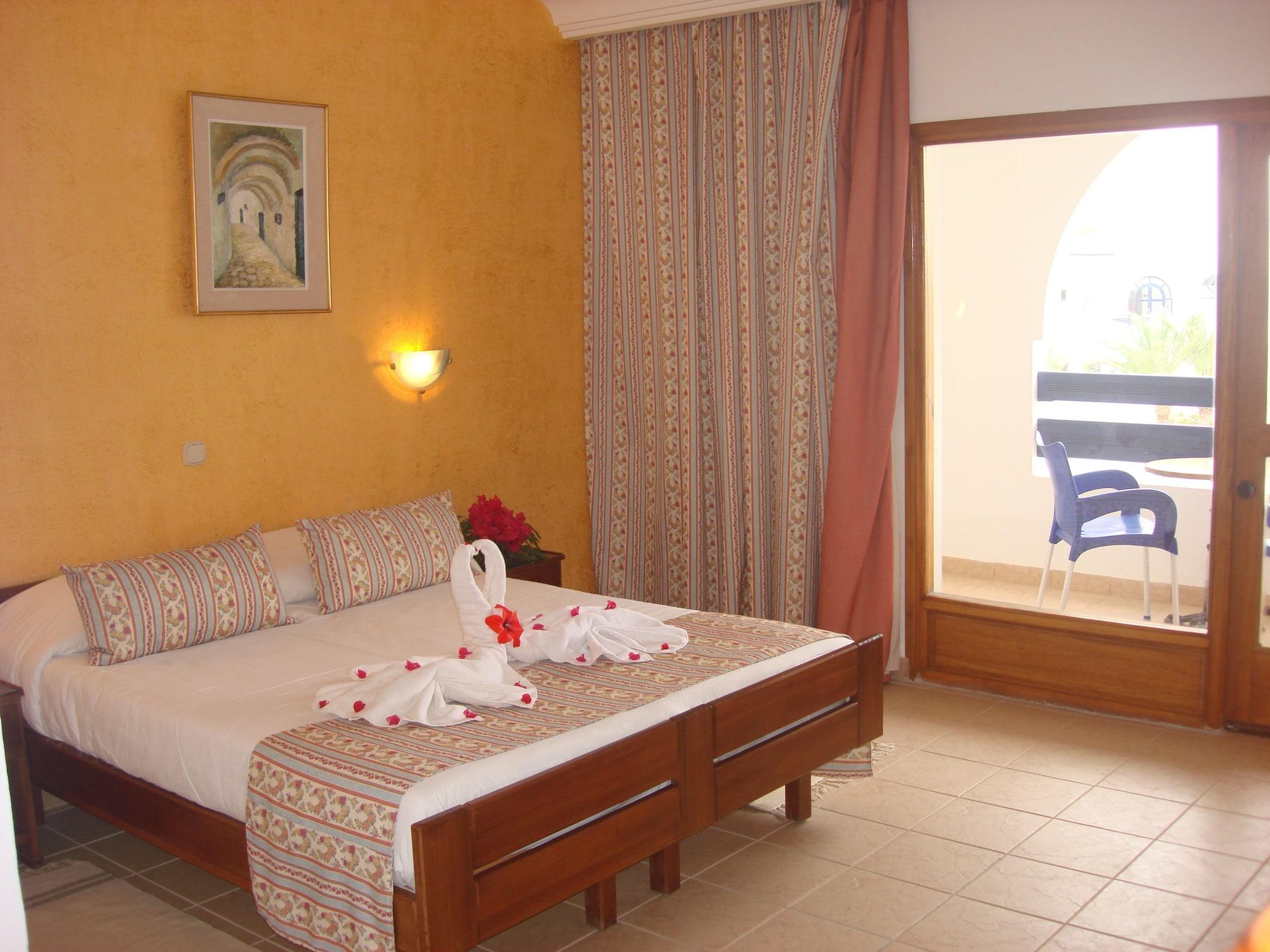 Le Grand Hotels Des Thermes Mezraia Exterior photo