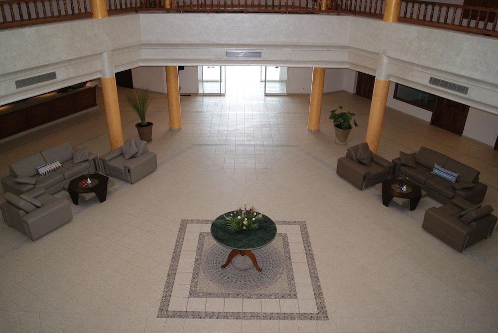 Le Grand Hotels Des Thermes Mezraia Exterior photo